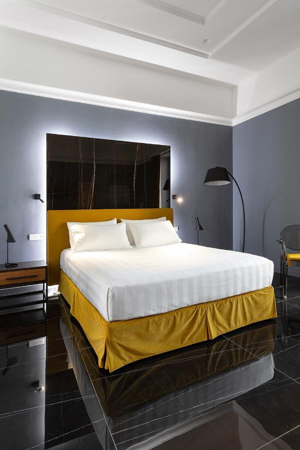 Hotel Poerio 25 Boutique Stay Neapol Zewnętrze zdjęcie